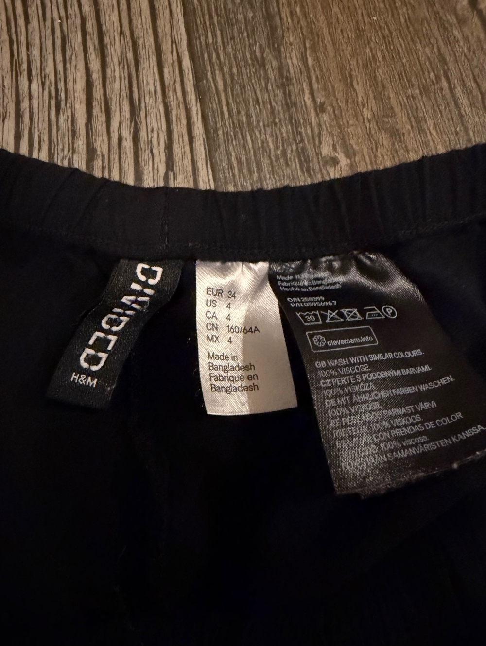Divided H & M - Picture 3 of 3